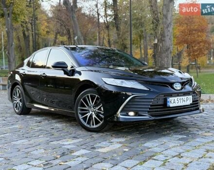 Тойота Камри 2022 в Киеве на Automoto.ua Черный Тойота Камри, объемом двигателя 2.49 л и пробегом 23 тыс. км за 37000 $, фото 4 на Automoto.ua