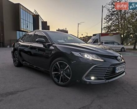 Тойота Камри 2022 в Киеве на Automoto.ua Черный Тойота Камри, объемом двигателя 2.49 л и пробегом 37 тыс. км за 28300 $, фото 1 на Automoto.ua