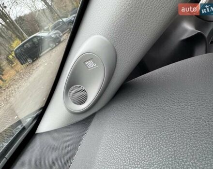 Чорний Тойота Камрі, об'ємом двигуна 2.49 л та пробігом 35 тис. км за 40900 $, фото 31 на Automoto.ua