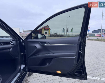 Черный Тойота Камри, объемом двигателя 2.5 л и пробегом 49 тыс. км за 36999 $, фото 45 на Automoto.ua