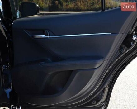 Черный Тойота Камри, объемом двигателя 2.5 л и пробегом 35 тыс. км за 34999 $, фото 31 на Automoto.ua