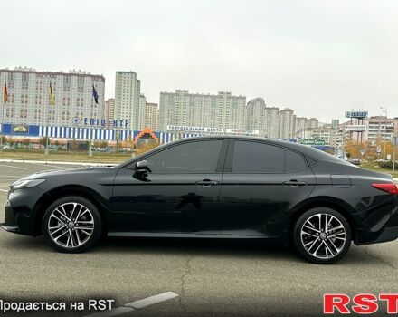 Чорний Тойота Камрі, об'ємом двигуна 2.5 л та пробігом 42 тис. км за 45999 $, фото 5 на Automoto.ua