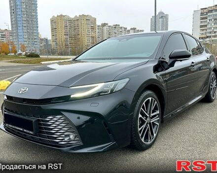 Чорний Тойота Камрі, об'ємом двигуна 2.5 л та пробігом 42 тис. км за 45999 $, фото 2 на Automoto.ua