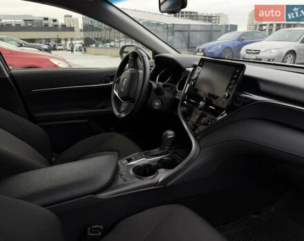 Черный Тойота Камри, объемом двигателя 2.49 л и пробегом 32 тыс. км за 31500 $, фото 7 на Automoto.ua