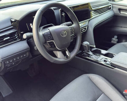 Черный Тойота Камри, объемом двигателя 2.49 л и пробегом 10 тыс. км за 51000 $, фото 3 на Automoto.ua