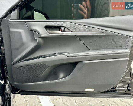 Черный Тойота Камри, объемом двигателя 2.5 л и пробегом 1 тыс. км за 49490 $, фото 42 на Automoto.ua