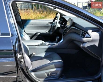 Черный Тойота Камри, объемом двигателя 2.5 л и пробегом 35 тыс. км за 34999 $, фото 27 на Automoto.ua