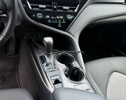 Черный Тойота Камри, объемом двигателя 2.49 л и пробегом 70 тыс. км за 29000 $, фото 3 на Automoto.ua