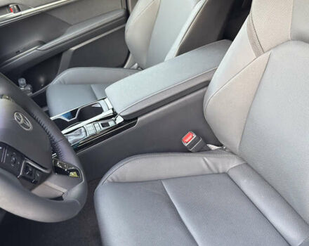 Черный Тойота Камри, объемом двигателя 2.49 л и пробегом 10 тыс. км за 51000 $, фото 4 на Automoto.ua