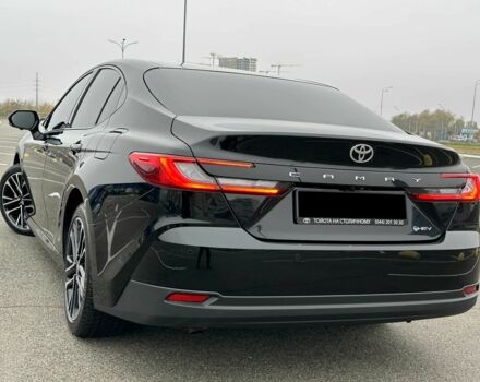 Черный Тойота Камри, объемом двигателя 2.5 л и пробегом 42 тыс. км за 45999 $, фото 1 на Automoto.ua