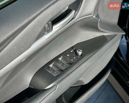 Черный Тойота Камри, объемом двигателя 2.49 л и пробегом 15 тыс. км за 42500 $, фото 49 на Automoto.ua