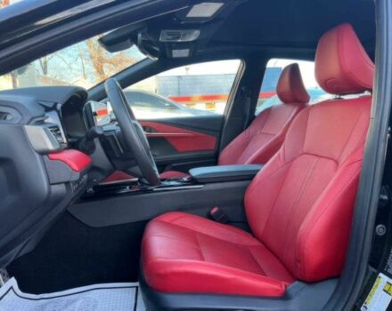 Черный Тойота Камри, объемом двигателя 2.5 л и пробегом 8 тыс. км за 27800 $, фото 6 на Automoto.ua