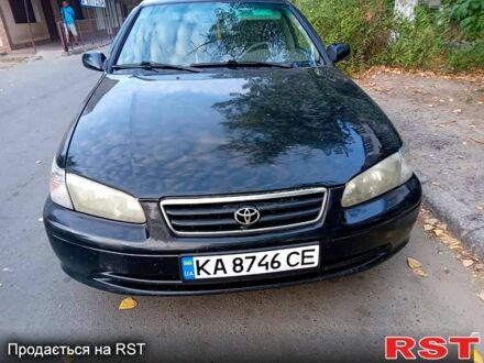 Чорний Тойота Камрі, об'ємом двигуна 2.2 л та пробігом 350 тис. км за 3200 $, фото 1 на Automoto.ua