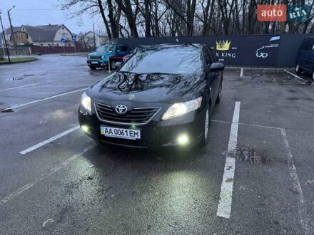 Чорний Тойота Камрі, об'ємом двигуна 3.5 л та пробігом 451 тис. км за 8000 $, фото 1 на Automoto.ua