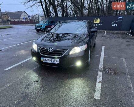 Черный Тойота Камри, объемом двигателя 3.5 л и пробегом 451 тыс. км за 8000 $, фото 1 на Automoto.ua
