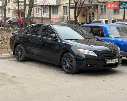 Чорний Тойота Камрі, об'ємом двигуна 3.5 л та пробігом 340 тис. км за 8000 $, фото 1 на Automoto.ua