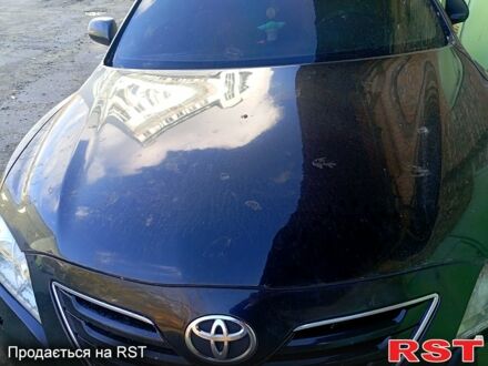 Черный Тойота Камри, объемом двигателя 3.5 л и пробегом 300 тыс. км за 3500 $, фото 1 на Automoto.ua