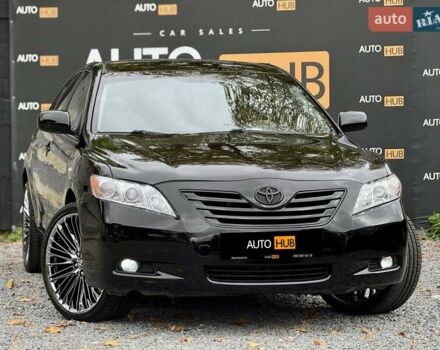 Чорний Тойота Камрі, об'ємом двигуна 3.5 л та пробігом 328 тис. км за 8800 $, фото 1 на Automoto.ua