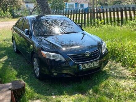 Черный Тойота Камри, объемом двигателя 3.5 л и пробегом 389 тыс. км за 8200 $, фото 1 на Automoto.ua