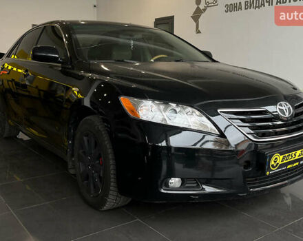 Черный Тойота Камри, объемом двигателя 3.5 л и пробегом 221 тыс. км за 7800 $, фото 1 на Automoto.ua