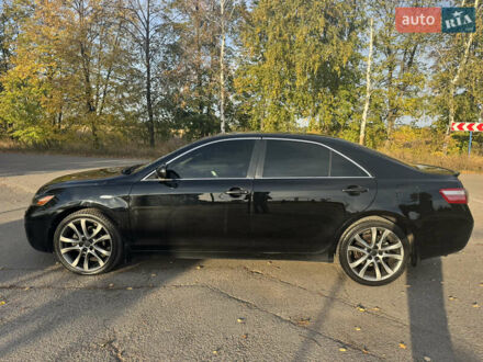 Чорний Тойота Камрі, об'ємом двигуна 3.46 л та пробігом 337 тис. км за 9000 $, фото 1 на Automoto.ua