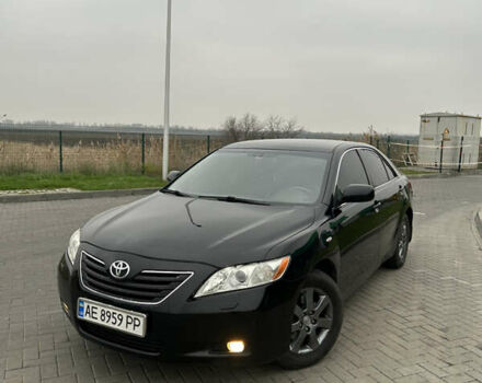 Чорний Тойота Камрі, об'ємом двигуна 2.4 л та пробігом 285 тис. км за 7800 $, фото 1 на Automoto.ua