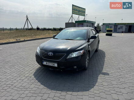 Черный Тойота Камри, объемом двигателя 2.36 л и пробегом 388 тыс. км за 6300 $, фото 1 на Automoto.ua