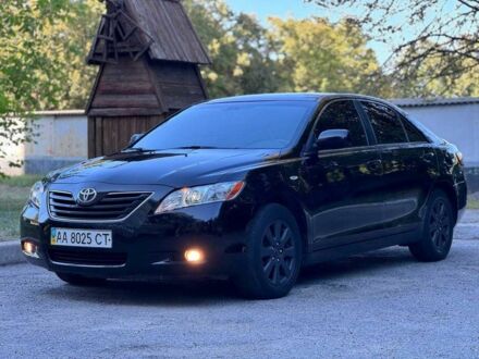 Чорний Тойота Камрі, об'ємом двигуна 2.4 л та пробігом 352 тис. км за 6500 $, фото 1 на Automoto.ua