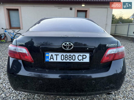 Черный Тойота Камри, объемом двигателя 2.36 л и пробегом 180 тыс. км за 8000 $, фото 1 на Automoto.ua