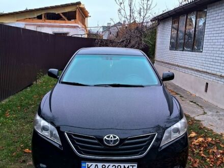 Черный Тойота Камри, объемом двигателя 2.4 л и пробегом 262 тыс. км за 4750 $, фото 1 на Automoto.ua