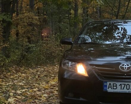 Черный Тойота Камри, объемом двигателя 2.4 л и пробегом 230 тыс. км за 7100 $, фото 1 на Automoto.ua