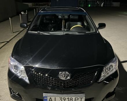 Черный Тойота Камри, объемом двигателя 3.5 л и пробегом 210 тыс. км за 7800 $, фото 1 на Automoto.ua