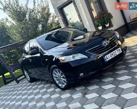 Черный Тойота Камри, объемом двигателя 2.36 л и пробегом 210 тыс. км за 9300 $, фото 1 на Automoto.ua