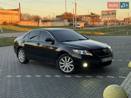 Черный Тойота Камри, объемом двигателя 3.5 л и пробегом 268 тыс. км за 9499 $, фото 1 на Automoto.ua