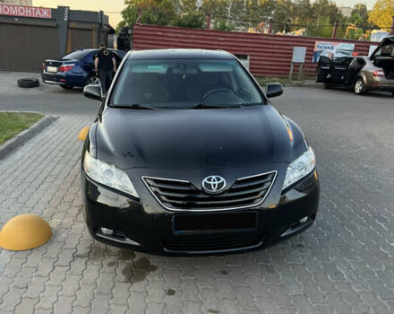 Черный Тойота Камри, объемом двигателя 2.36 л и пробегом 202 тыс. км за 8800 $, фото 1 на Automoto.ua