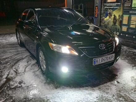 Чорний Тойота Камрі, об'ємом двигуна 2.4 л та пробігом 1000 тис. км за 8000 $, фото 1 на Automoto.ua