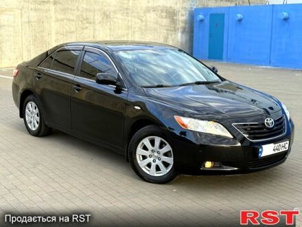 Черный Тойота Камри, объемом двигателя 3.5 л и пробегом 187 тыс. км за 9999 $, фото 1 на Automoto.ua