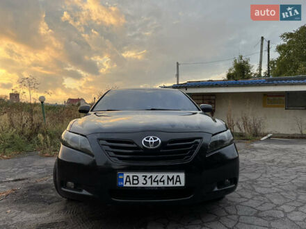 Чорний Тойота Камрі, об'ємом двигуна 2.36 л та пробігом 297 тис. км за 8200 $, фото 1 на Automoto.ua