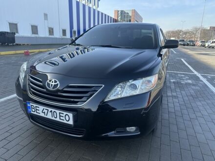 Черный Тойота Камри, объемом двигателя 2.4 л и пробегом 220 тыс. км за 8900 $, фото 1 на Automoto.ua