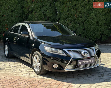 Черный Тойота Камри, объемом двигателя 2.36 л и пробегом 310 тыс. км за 7900 $, фото 1 на Automoto.ua