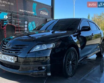 Черный Тойота Камри, объемом двигателя 3.5 л и пробегом 377 тыс. км за 10200 $, фото 1 на Automoto.ua
