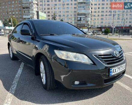 Черный Тойота Камри, объемом двигателя 2.36 л и пробегом 260 тыс. км за 9200 $, фото 1 на Automoto.ua