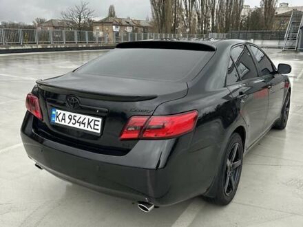 Чорний Тойота Камрі, об'ємом двигуна 3.46 л та пробігом 390 тис. км за 11700 $, фото 1 на Automoto.ua