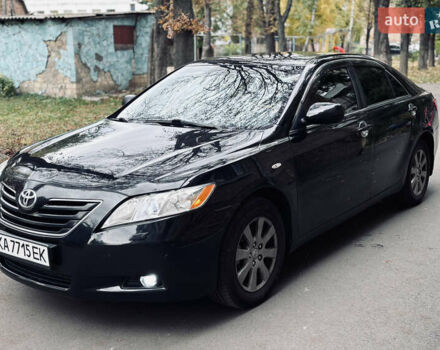 Черный Тойота Камри, объемом двигателя 3.5 л и пробегом 308 тыс. км за 8200 $, фото 1 на Automoto.ua