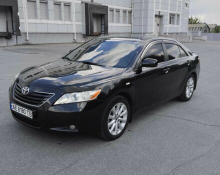 Черный Тойота Камри, объемом двигателя 3.5 л и пробегом 379 тыс. км за 8500 $, фото 1 на Automoto.ua