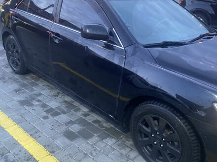 Чорний Тойота Камрі, об'ємом двигуна 0 л та пробігом 285 тис. км за 7700 $, фото 1 на Automoto.ua