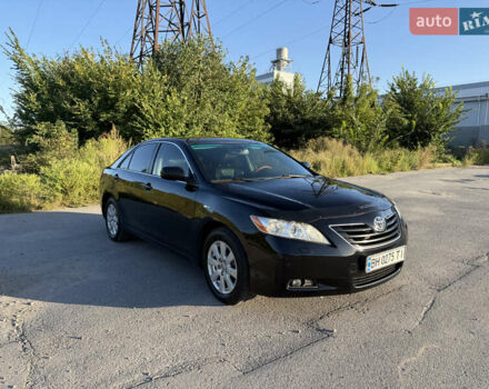 Черный Тойота Камри, объемом двигателя 3.5 л и пробегом 252 тыс. км за 9500 $, фото 1 на Automoto.ua