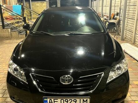 Черный Тойота Камри, объемом двигателя 3.5 л и пробегом 160 тыс. км за 7100 $, фото 1 на Automoto.ua