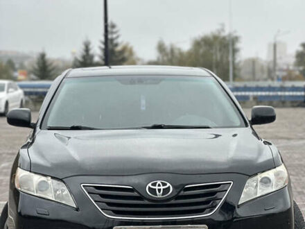 Черный Тойота Камри, объемом двигателя 3.5 л и пробегом 315 тыс. км за 8500 $, фото 1 на Automoto.ua