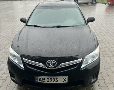 Черный Тойота Камри, объемом двигателя 2.4 л и пробегом 267 тыс. км за 9800 $, фото 1 на Automoto.ua